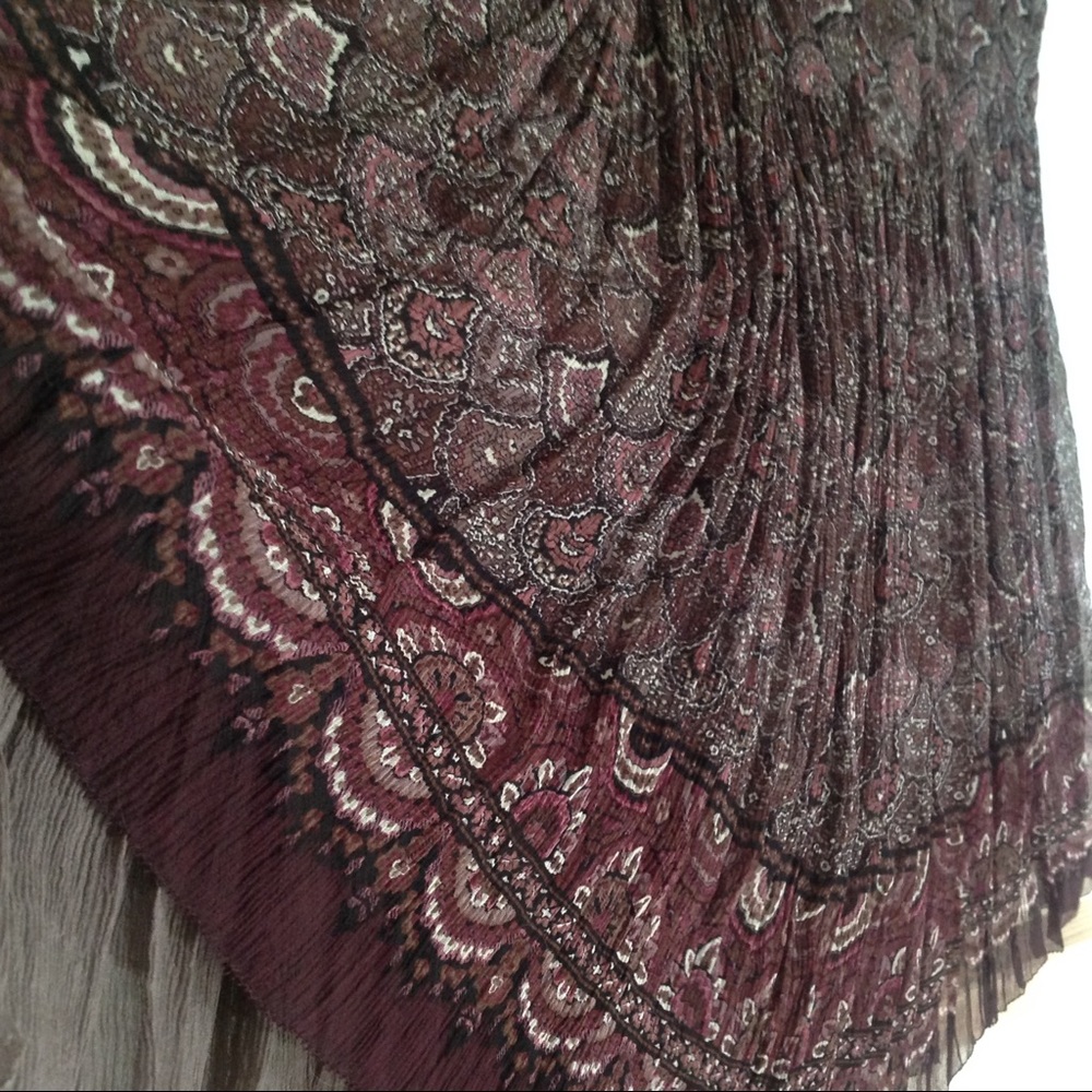 🎈Elie Tahari Silk skirt